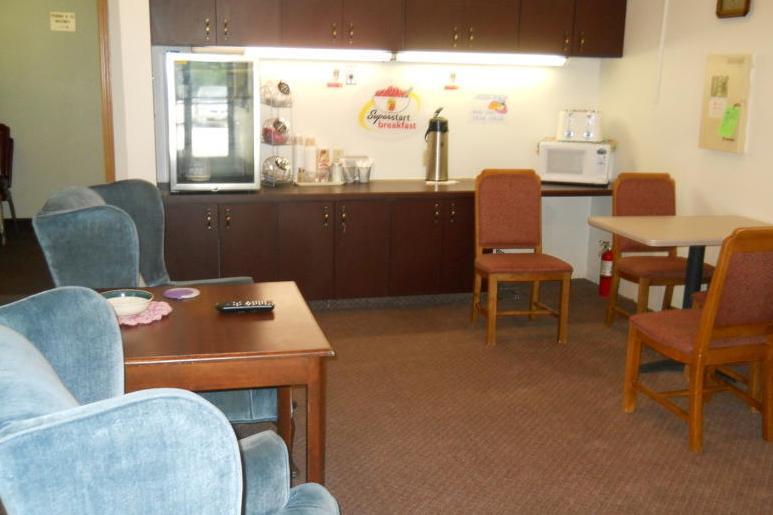 Rodeway Inn Whitehall Zewnętrze zdjęcie